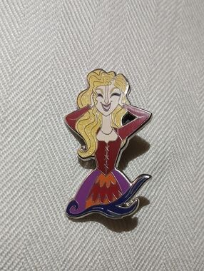 Disney Store Sarah Sanderson Hocus Pocus Mystery 2020 Limited Release Pin